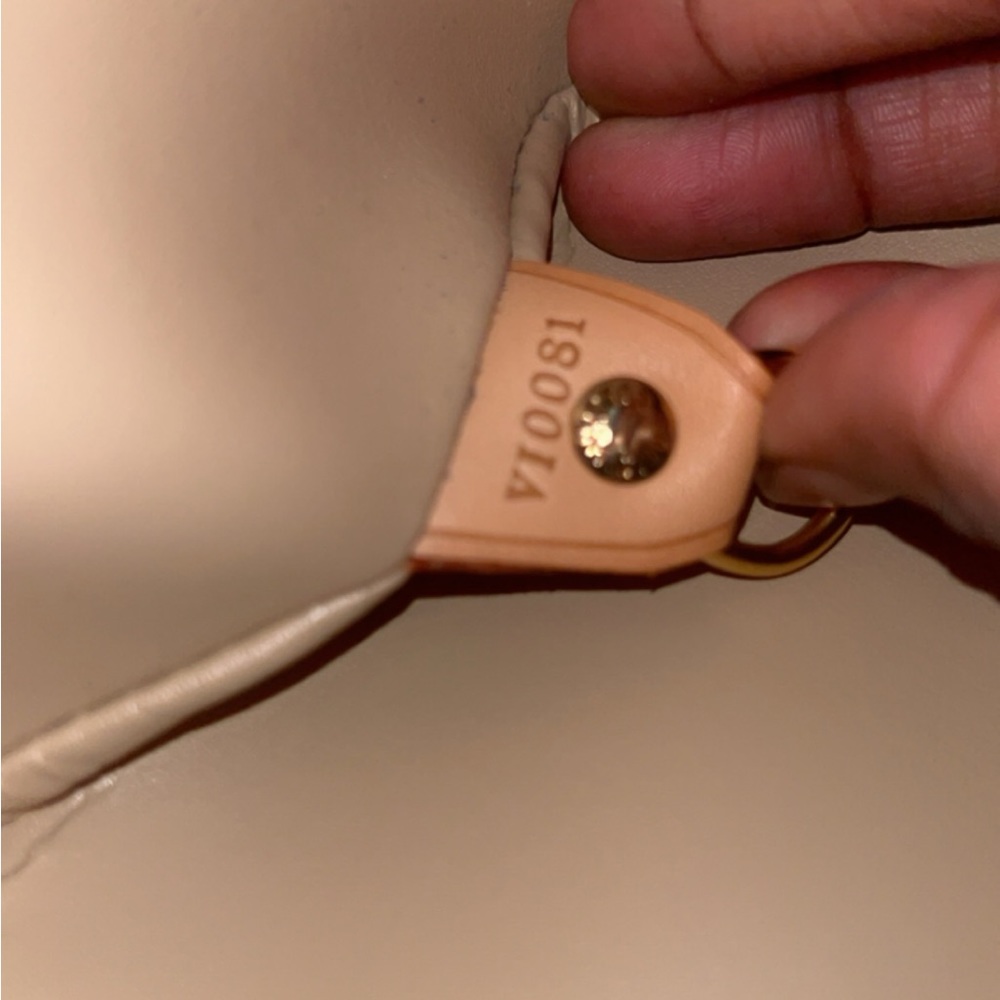 Louis Vuitton Monogram Vernis Bedford bag - Picture 6 of 10